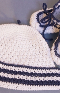 KNITTED HATS
